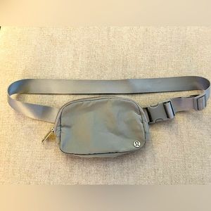 Lululemon Fanny Pack, Grey